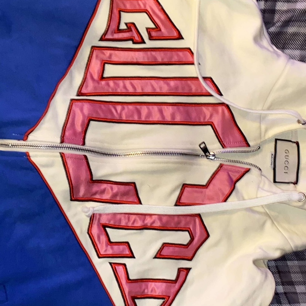 Men’s size 48 (medium) gucci sweater